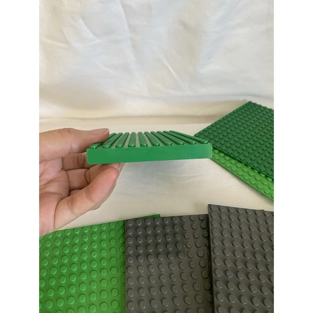 Lot of 7 Lego Base Plates Thick Thin #51